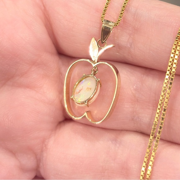 Vintage 14K Natural White Opal Apple Pendant: Filigree Gold Dangle Piece - Picture 12 of 14